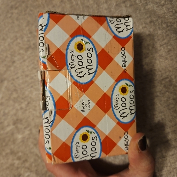 Vintage Enesco Marys Moo Moos Shucks youre Sweet Figurine 1993 WITH BOX (T-L) - Picture 5 of 6